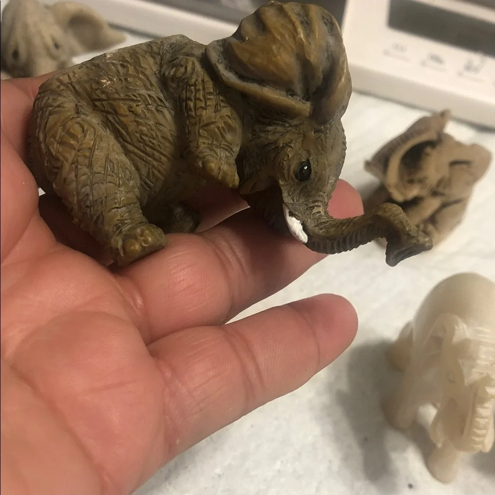 Vintage Mini Elephant Figurine Set in Beige, Cream, Brown and Blue